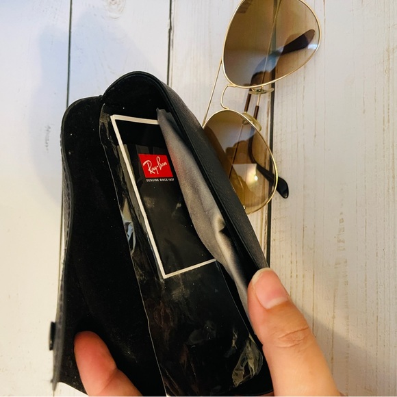 Ray Ban Oversized Aviator Sunglasses - Picture 3 of 10